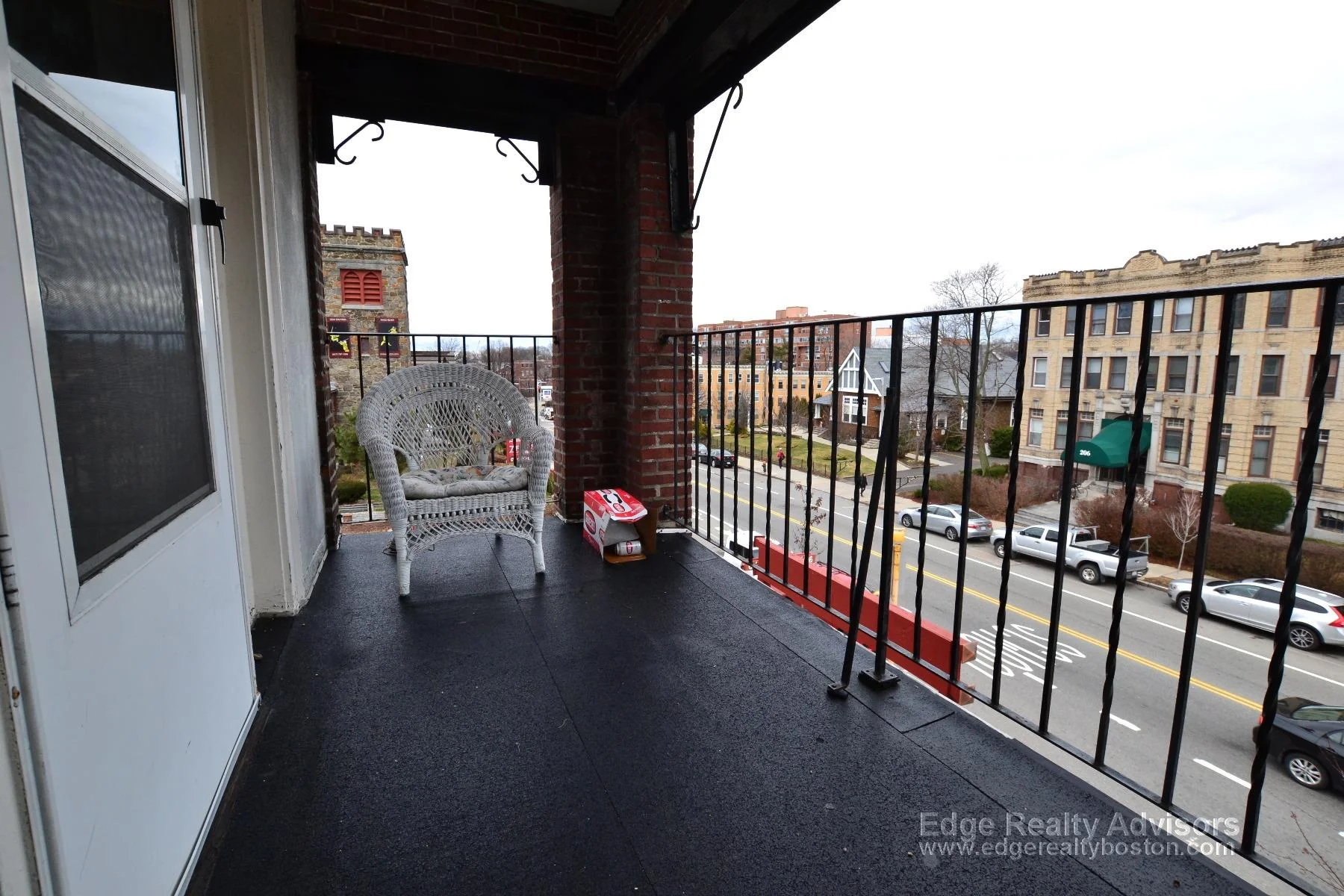4 bed, 2 bath apartment for rent at 207 Chestnut Hill Ave Unit 2, Brighton — photo 13 of 13