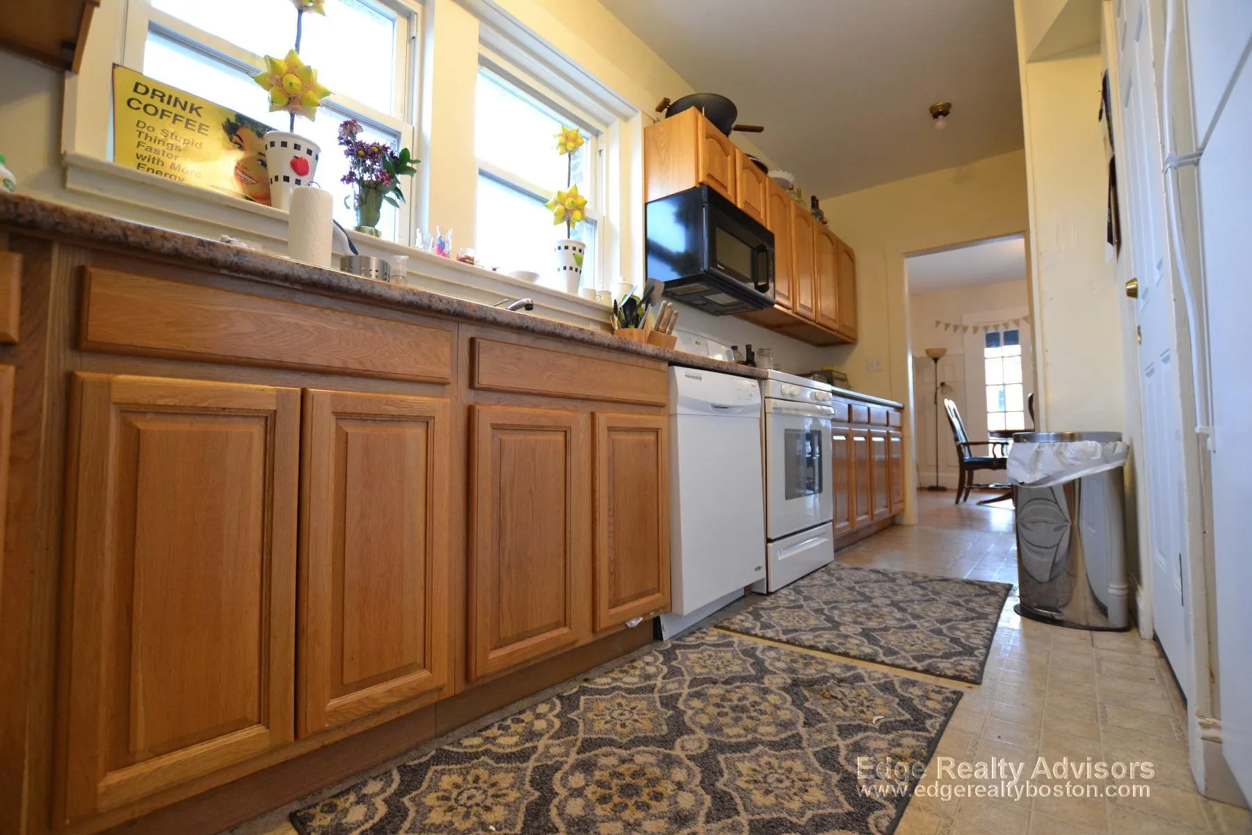 4 bed, 2 bath apartment for rent at 207 Chestnut Hill Ave Unit 3, Brighton — photo 7 of 18