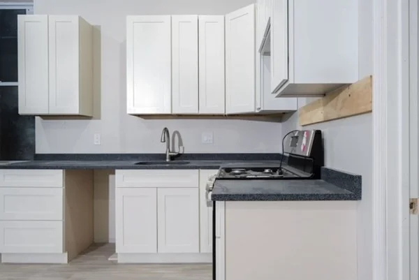 1 bed, 1 bath apartment for rent at 207 Chestnut St Unit 101, Lynn — photo 2 of 7