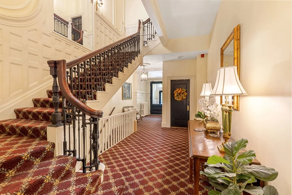 1 bed, 1 bath apartment for rent at 207 Commonwealth Ave Unit 4, Back Bay — photo 9 of 12