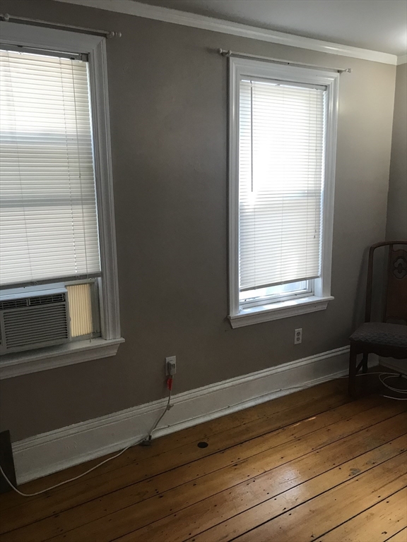 2 bed, 1 bath apartment for rent at 207 Copeland St Unit A, West Quincy — photo 3 of 17
