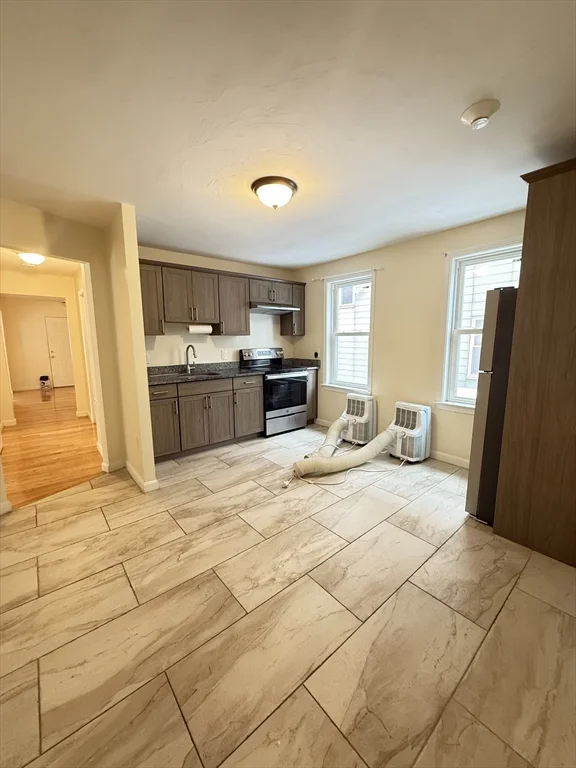 2 bed, 1 bath apartment for rent at 207 Harvard Unit 1, Dorchester — photo 7 of 7