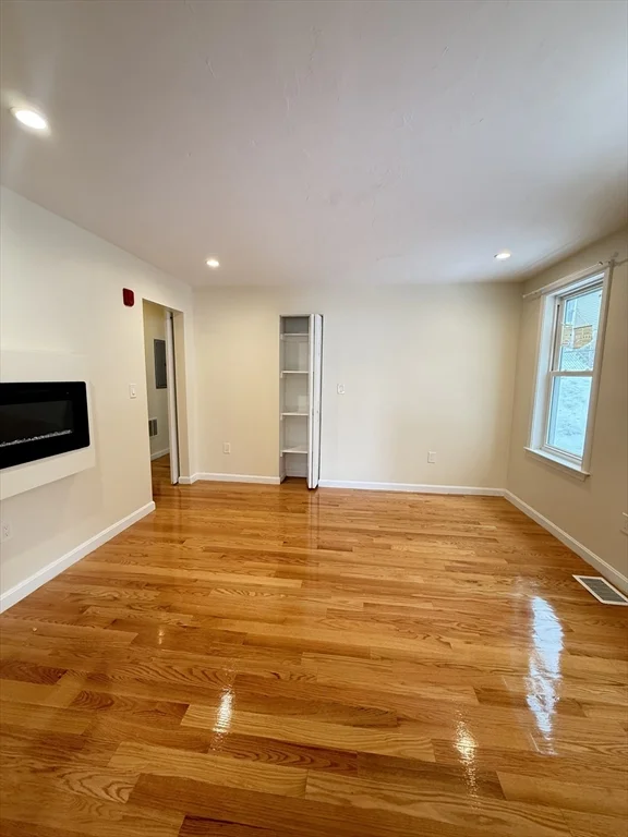 2 bed, 1 bath apartment for rent at 207 Harvard Unit 1, Dorchester — photo 5 of 7