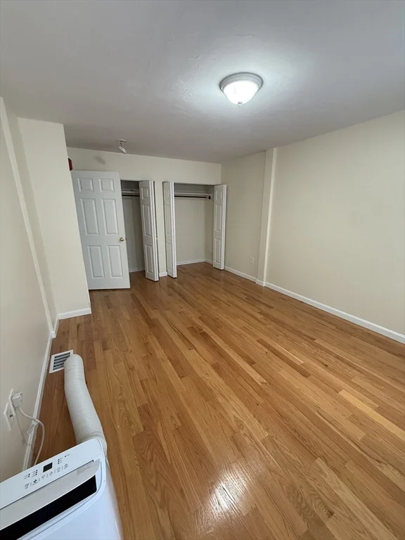 3 bed, 1 bath apartment for rent at 207 Harvard Unit 2, Dorchester — photo 5 of 8