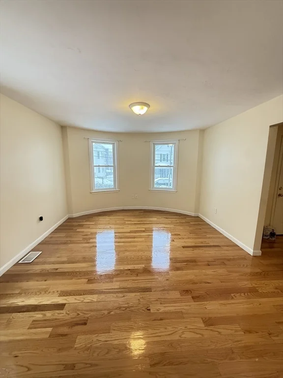 3 bed, 1 bath apartment for rent at 207 Harvard Unit 2, Dorchester — photo 6 of 8