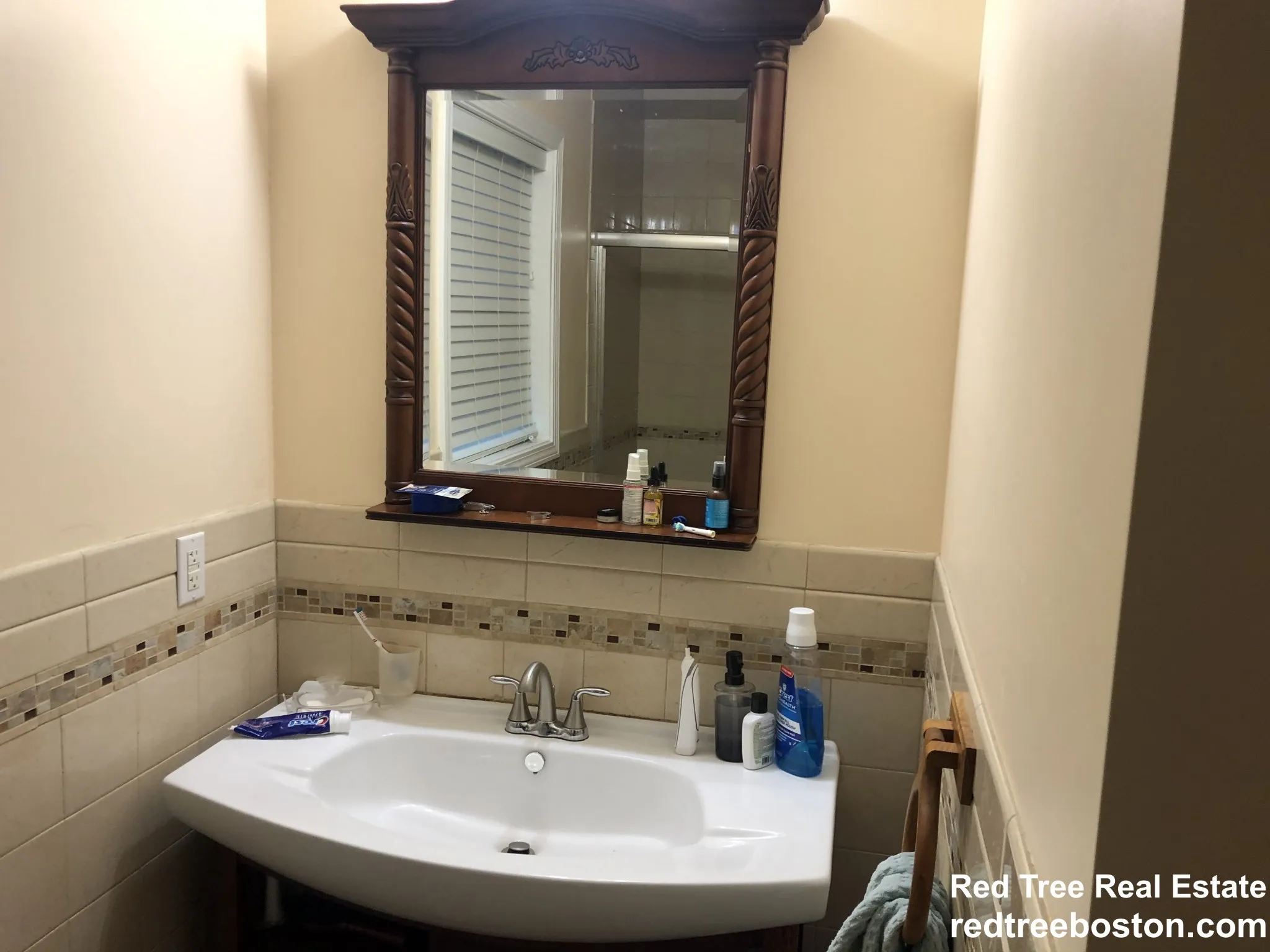 3 bed, 2 bath apartment for rent at 207 Hillside St Unit 2, Roxbury — photo 4 of 11