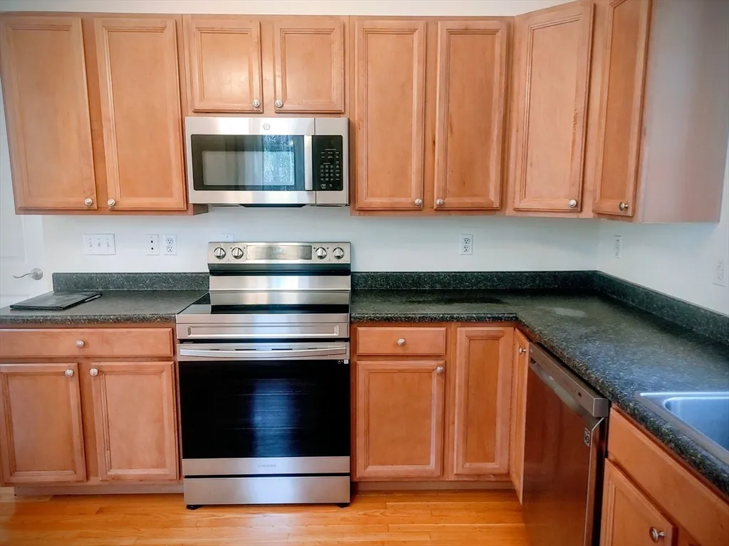 1 bed, 1 bath apartment for rent at 207 John Scott Blvd Unit B, Norton — photo 17 of 21