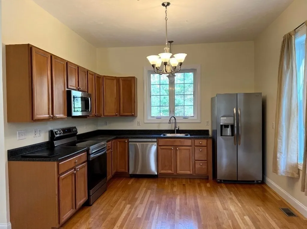 1 bed, 1 bath apartment for rent at 207 John Scott Blvd Unit B, Norton — photo 18 of 21