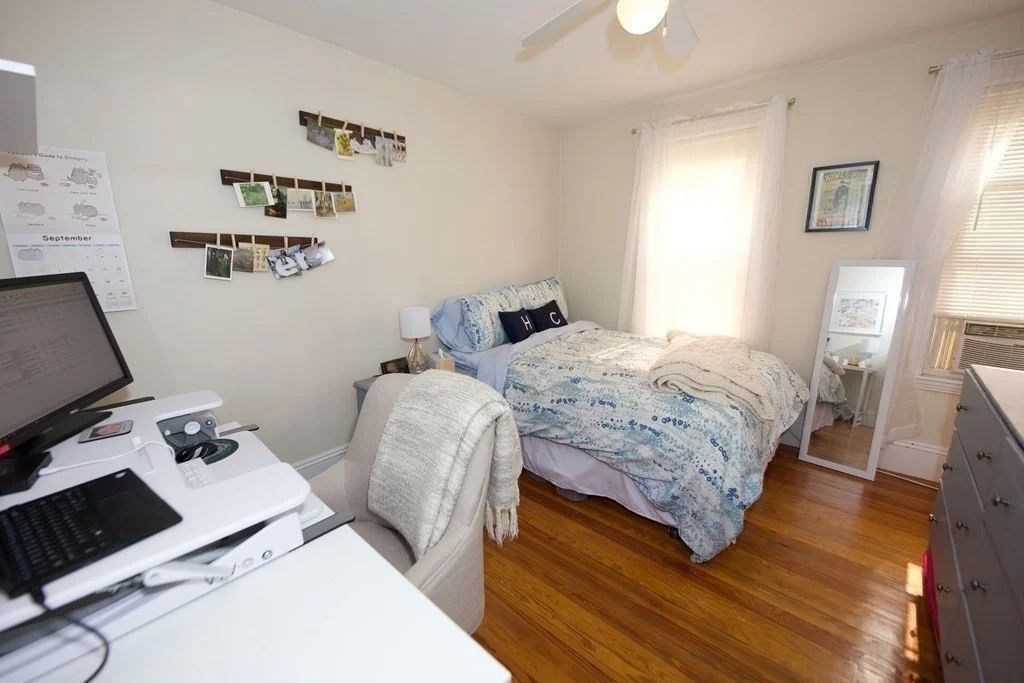 2 bed, 1 bath apartment for rent at 207 Lowell St Unit 2, Somerville — photo 3 of 9