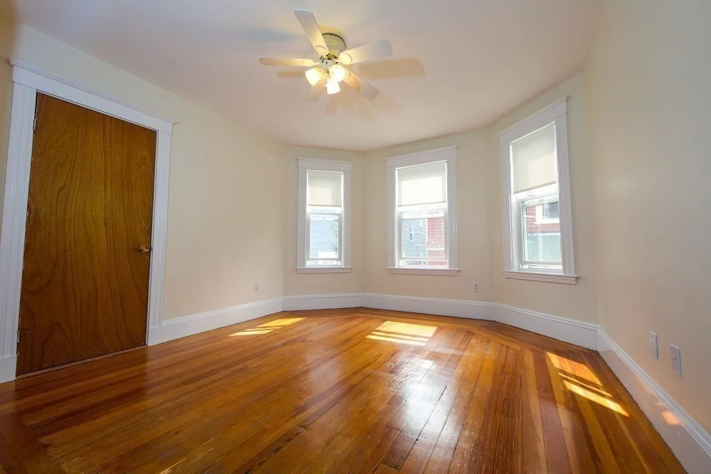 2 bed, 1 bath apartment for rent at 207 Lowell St Unit 2, Somerville — photo 6 of 9