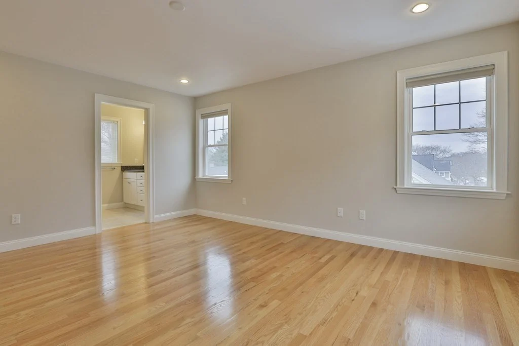 3 bed, 2 bath apartment for rent at 207 Renfrew St Unit 207, Arlington — photo 9 of 11