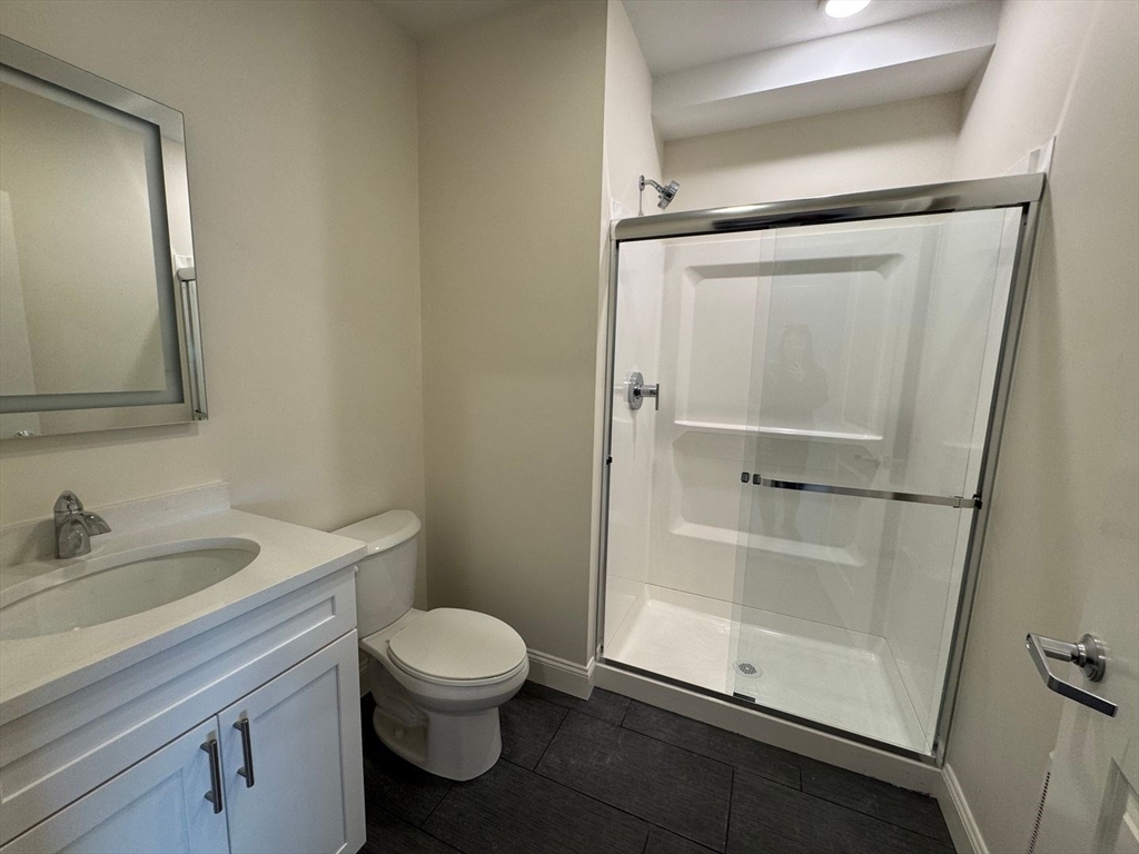 Studio bed, 1 bath apartment for rent at 207 Shirley Ave Unit 501, Revere — photo 5 of 7