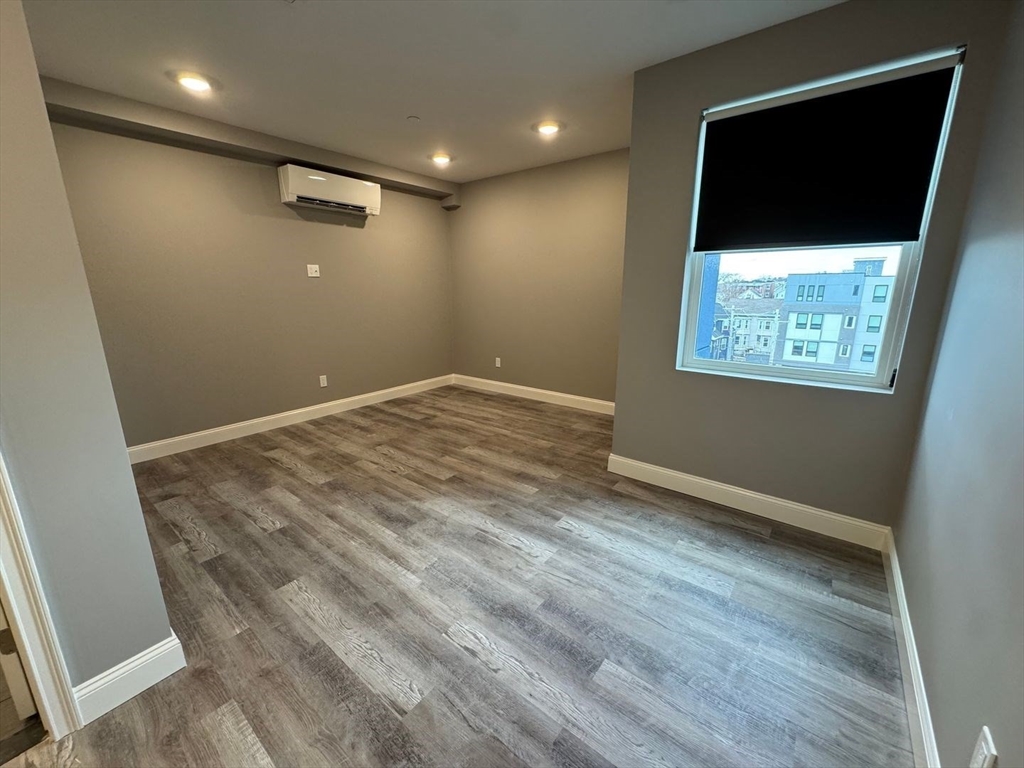 Studio bed, 1 bath apartment for rent at 207 Shirley Ave Unit 501, Revere — photo 6 of 7