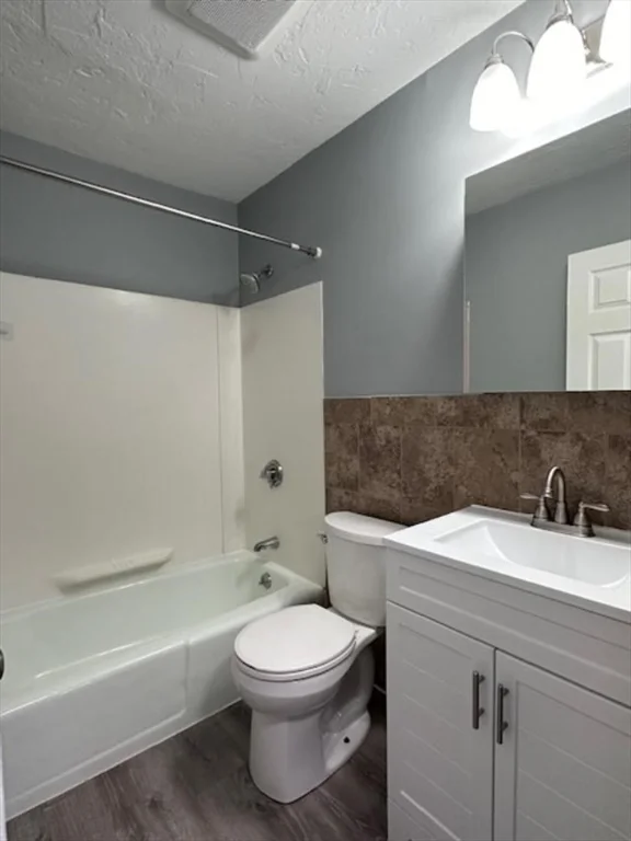 2 bed, 1 bath apartment for rent at 207 Union Unit 9, Rockland — photo 13 of 13