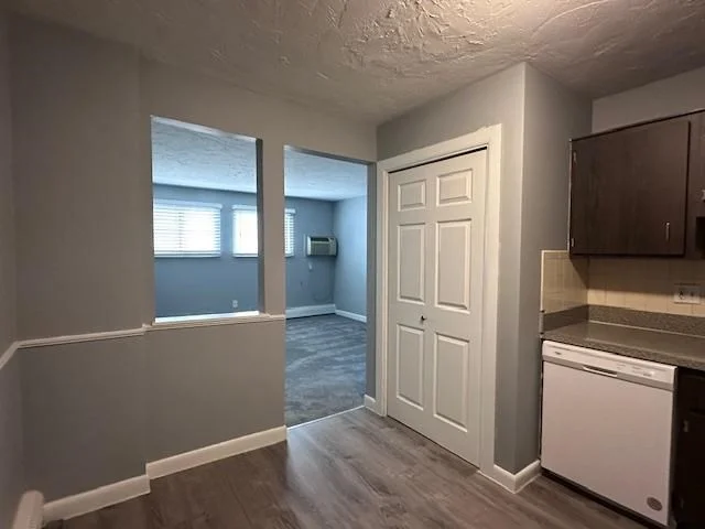 2 bed, 1 bath apartment for rent at 207 Union Unit 9, Rockland — photo 2 of 13