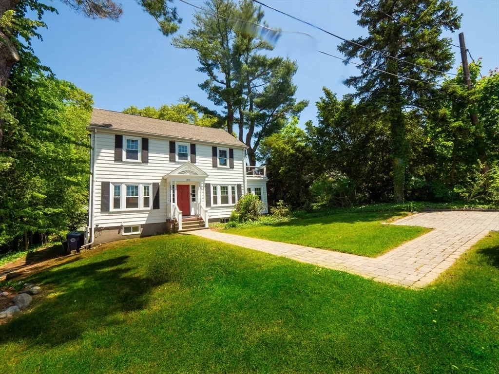 4 bed, 3 bath apartment for rent at 2075 Beacon St, Newton — photo 37 of 38