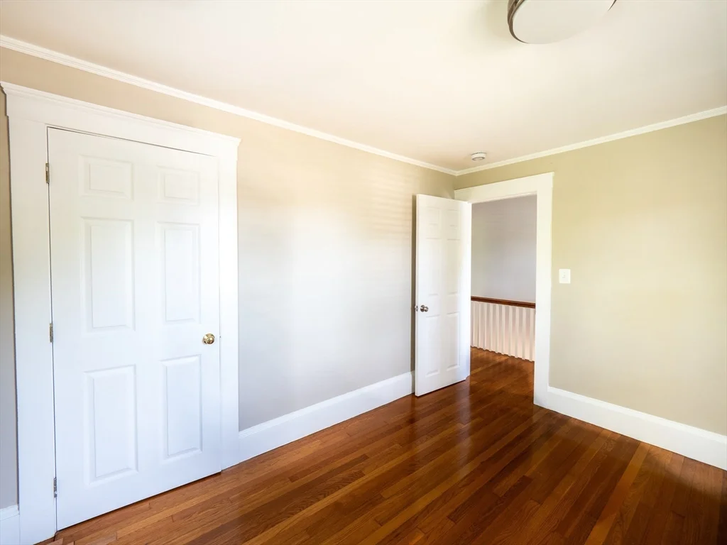 4 bed, 3 bath apartment for rent at 2075 Beacon St, Newton — photo 27 of 38