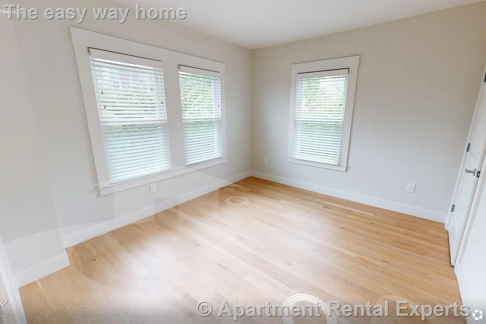 2 bed, 1 bath apartment for rent at 208-210 Banks St Unit 3, Riverside — photo 8 of 10