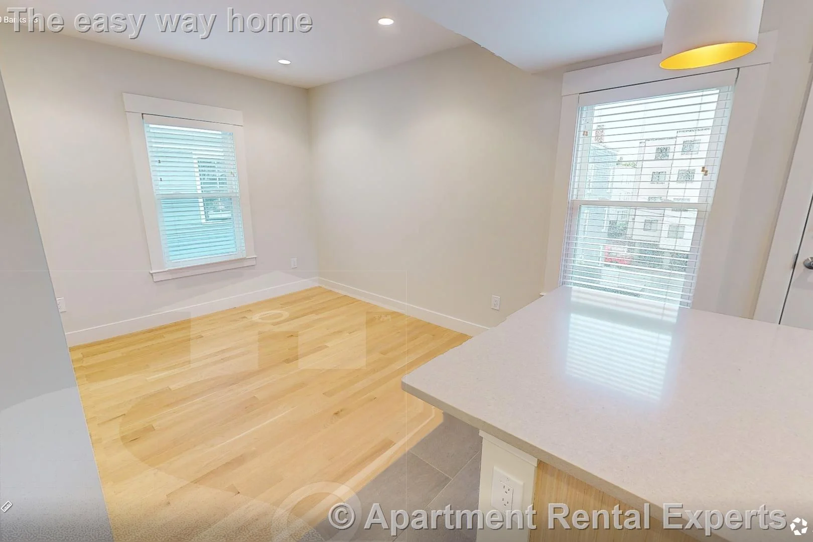 2 bed, 1 bath apartment for rent at 208-210 Banks St Unit 3, Riverside — photo 5 of 10