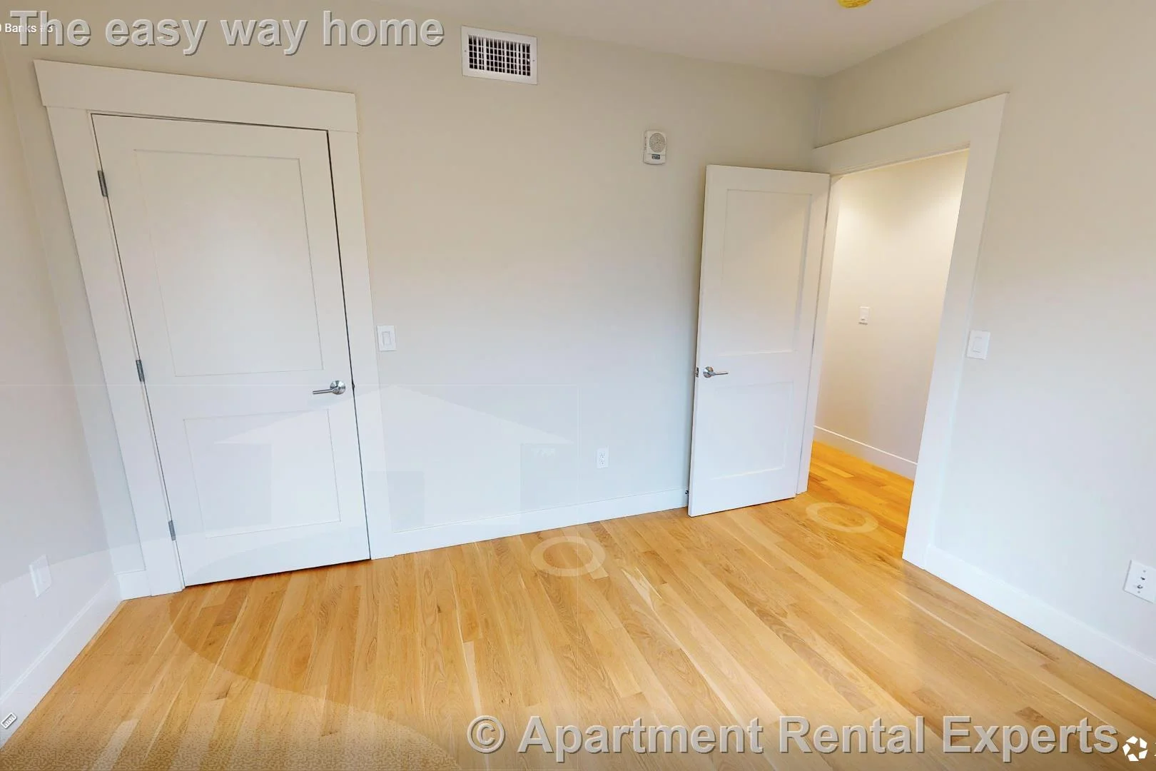 2 bed, 1 bath apartment for rent at 208-210 Banks St Unit 3, Riverside — photo 9 of 10