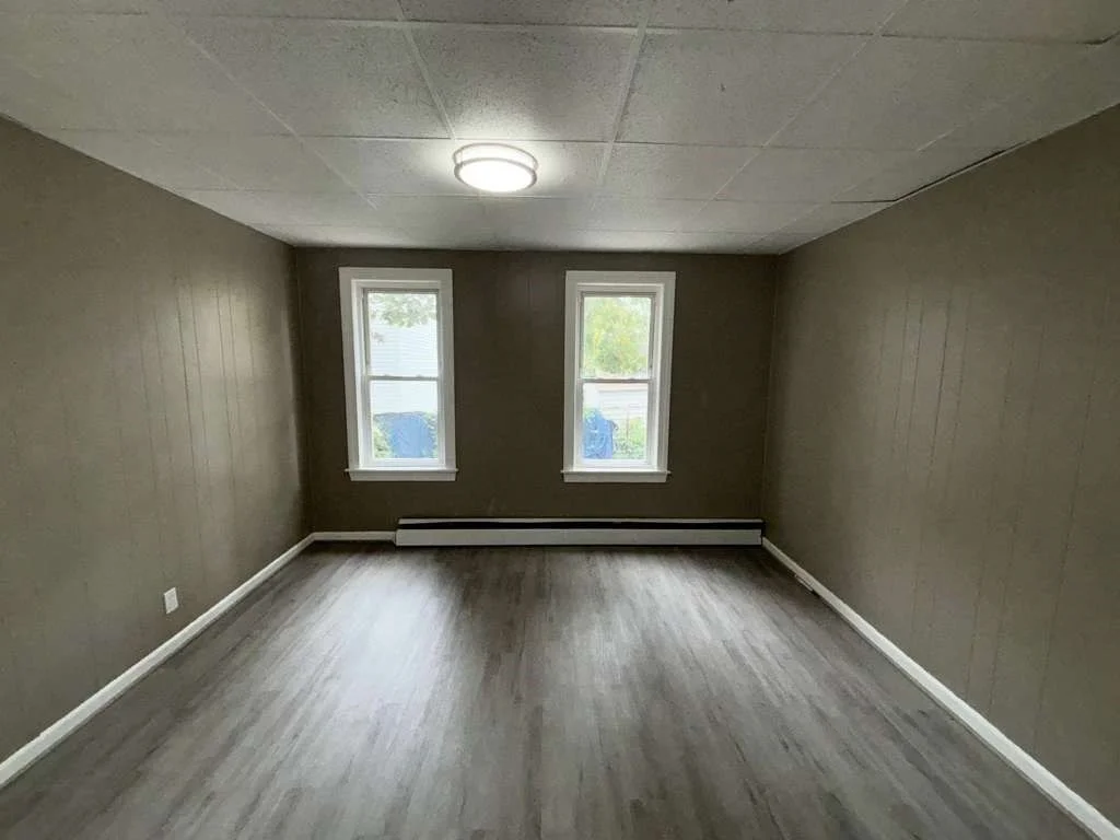 4 bed, 2 bath apartment for rent at 208-210 Bruce St Unit 1, Lawrence — photo 10 of 15
