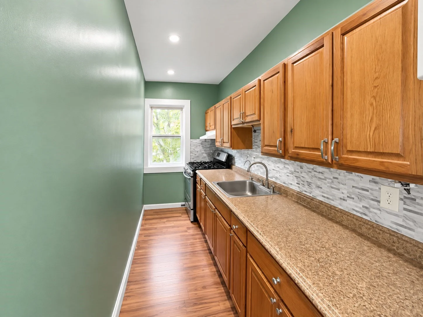 4 bed, 1 bath apartment for rent at 208-210 Bruce St Unit 3, Lawrence — photo 5 of 12