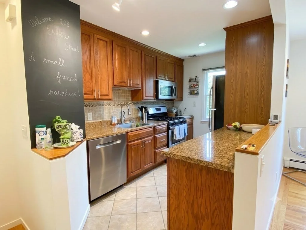 3 bed, 2 bath apartment for rent at 208 Charles Unit 208, East Cambridge — photo 3 of 12