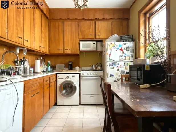2 bed, 2 bath apartment for rent at 208 Fuller St Unit 11, North Brookline — photo 7 of 7