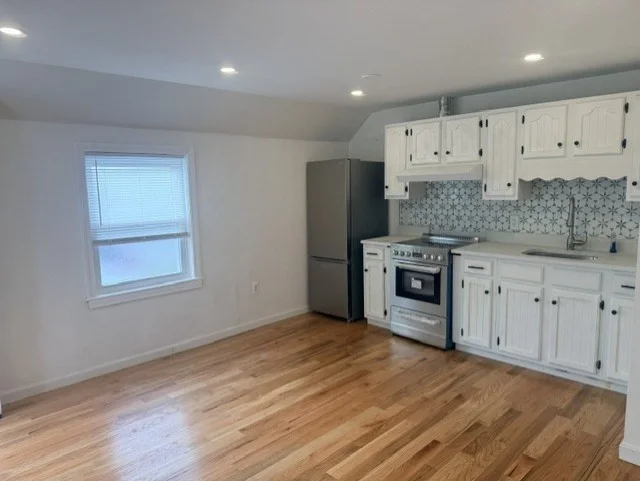 1 bed, 1 bath apartment for rent at 208 Green St Unit 2, Weymouth — photo 3 of 9