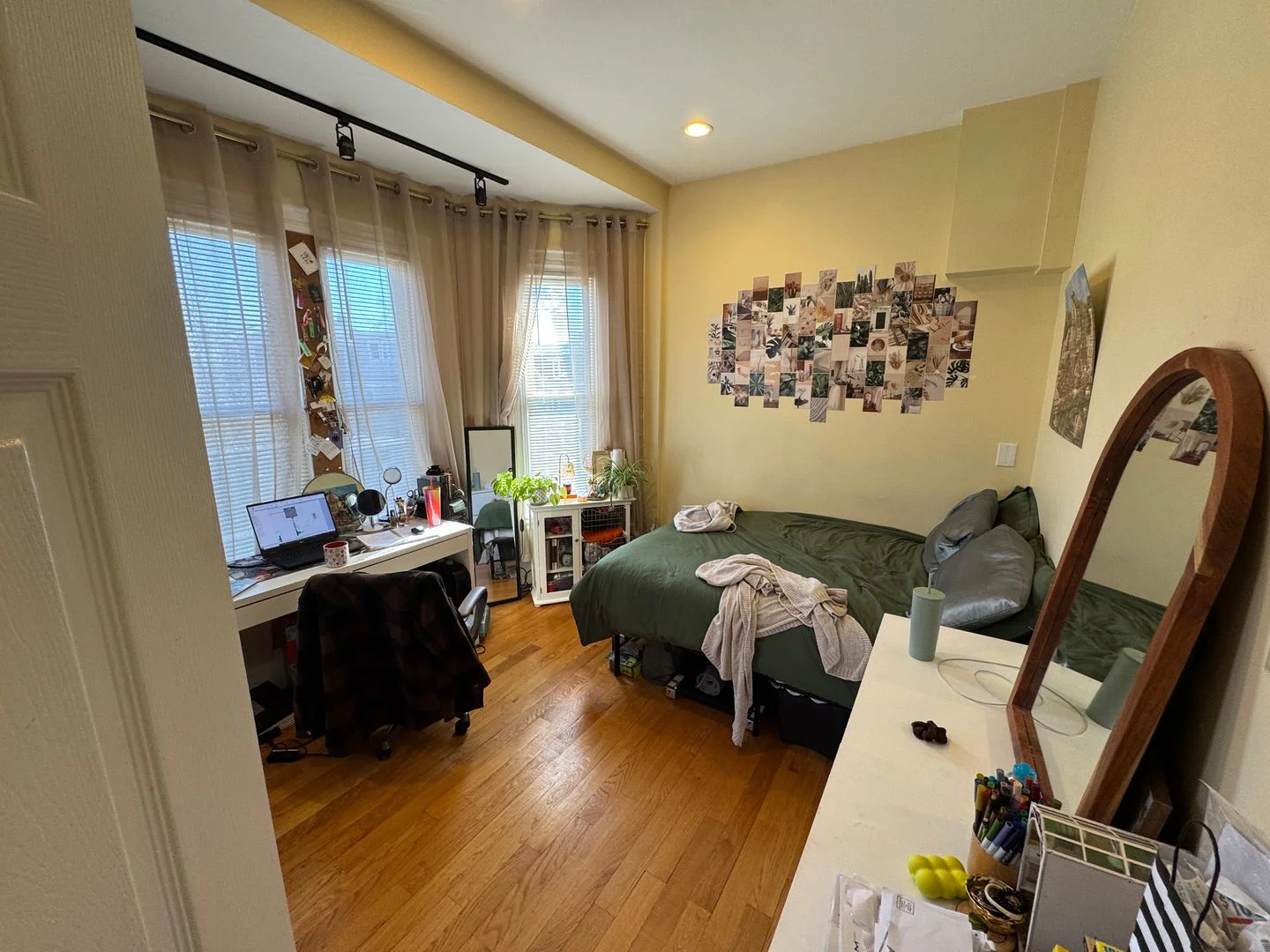 6 bed, 3.5 bath apartment for rent at 208 Holland St Unit 2, Teele Square — photo 5 of 13