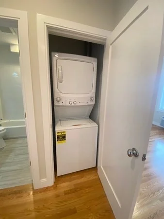 2 bed, 1 bath apartment for rent at 208 Neponset Valley Pkwy Unit 4, Hyde Park — photo 5 of 11