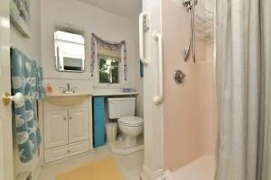 2 bed, 1 bath apartment for rent at 208 Standish Rd Unit WINTER, Sagamore Beach — photo 15 of 24