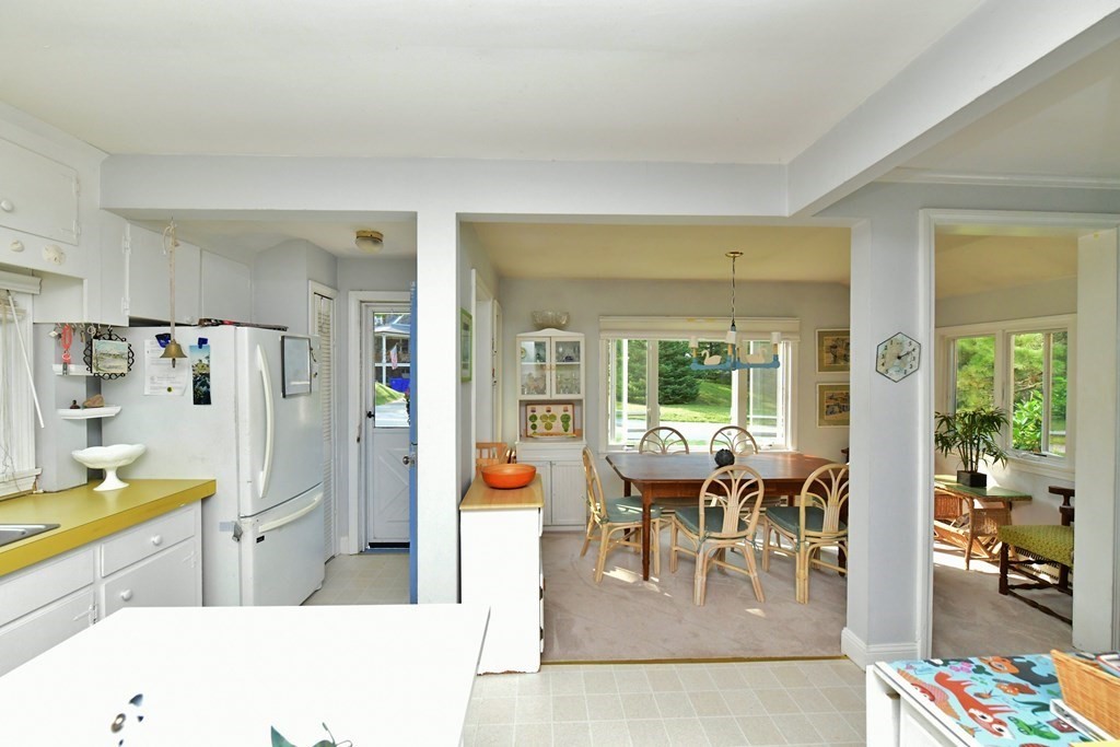 2 bed, 1 bath apartment for rent at 208 Standish Rd Unit WINTER, Sagamore Beach — photo 5 of 25