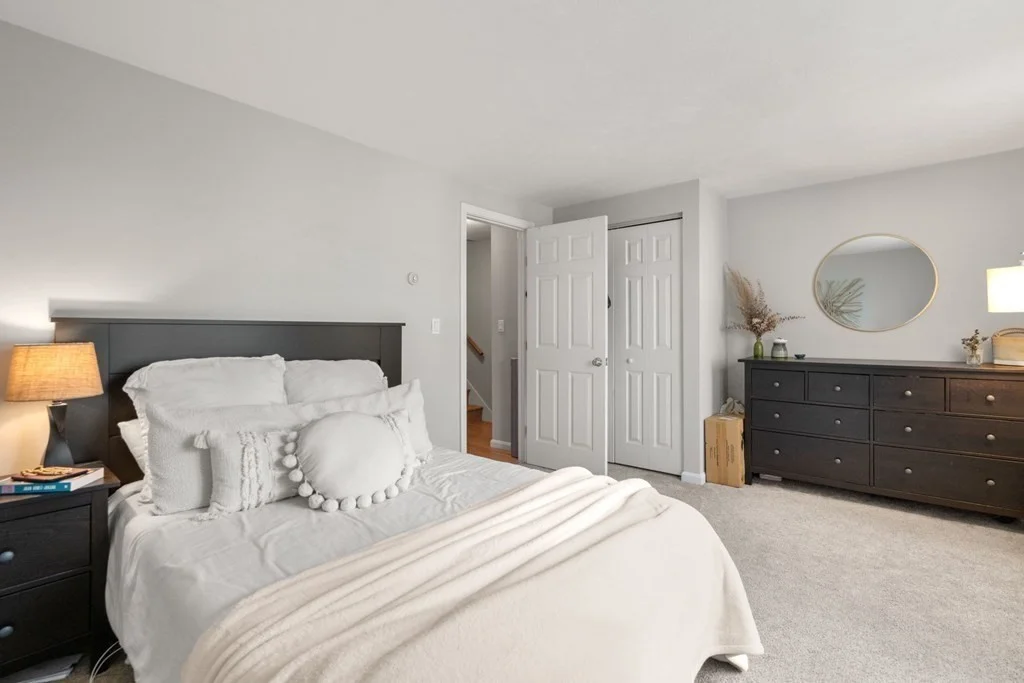 4 bed, 2 bath apartment for rent at 208 West 6th, Boston — photo 13 of 29