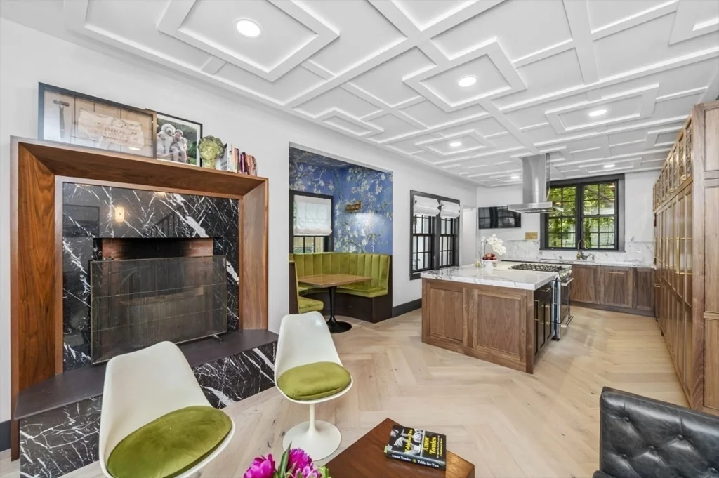 3 bed, 3 bath apartment for rent at 208 Windsor St, Central Square