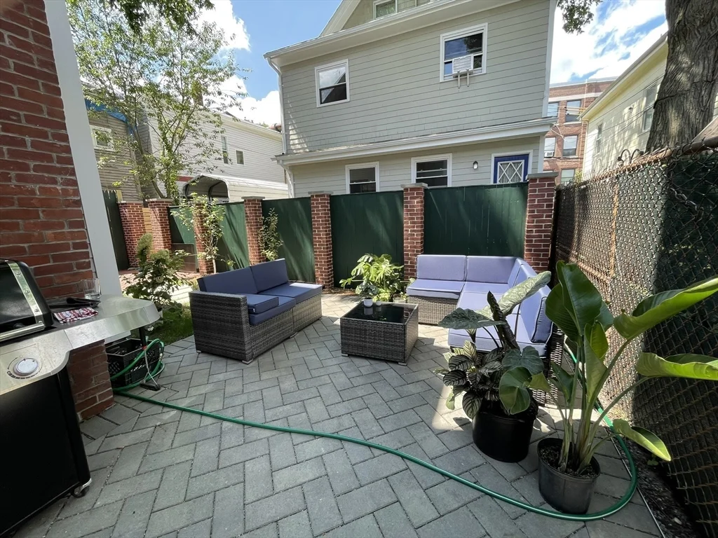3 bed, 3 bath apartment for rent at 208 Windsor St, Central Square — photo 21 of 22
