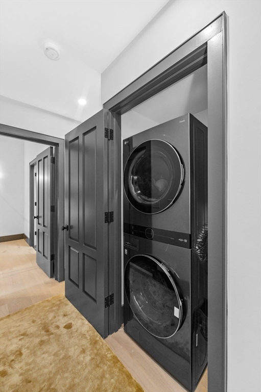 3 bed, 3 bath apartment for rent at 208 Windsor St Unit 0, The Port — photo 16 of 20