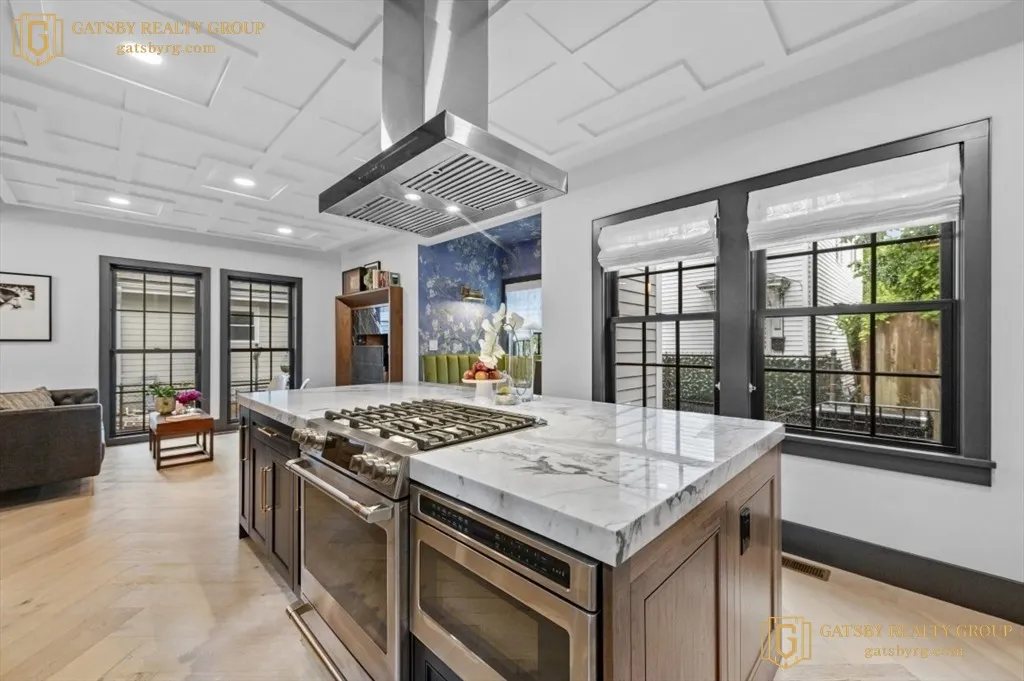 3.5 bed, 3 bath apartment for rent at 208 Windsor St Unit 1, The Port — photo 1 of 21