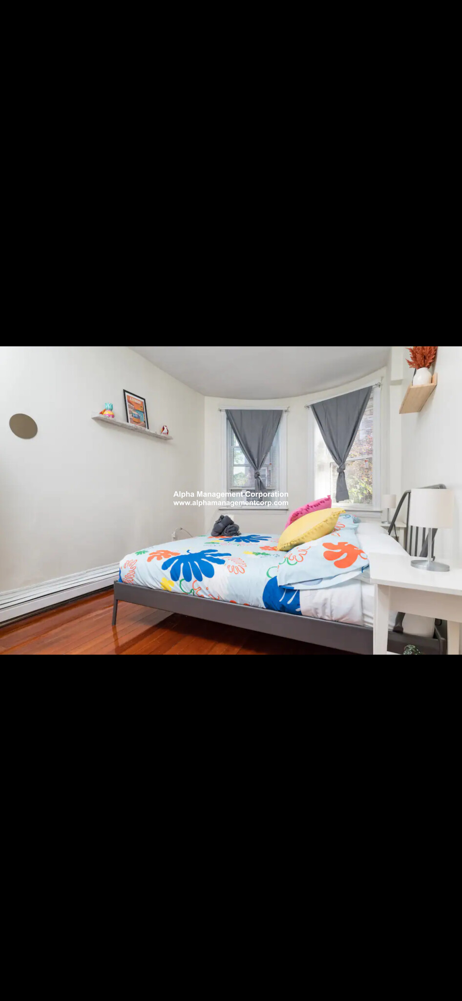 3 bed, 1 bath apartment for rent at 208 Winthrop Rd Unit B1, Aspinwall Hill — photo 2 of 10