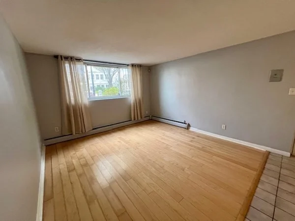 2 bed, 1 bath apartment for rent at 2089 Dorchester Ave Unit 4, Dorchester — photo 5 of 11