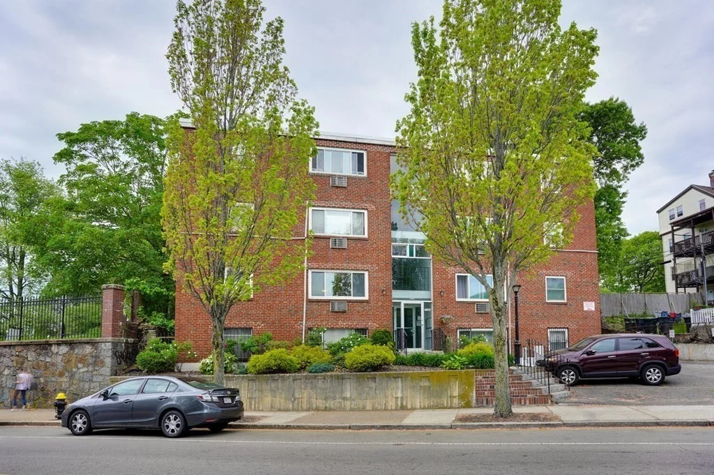 2 bed, 1 bath apartment for rent at 2089 Dorchester Ave Unit 4, Dorchester — photo 10 of 11