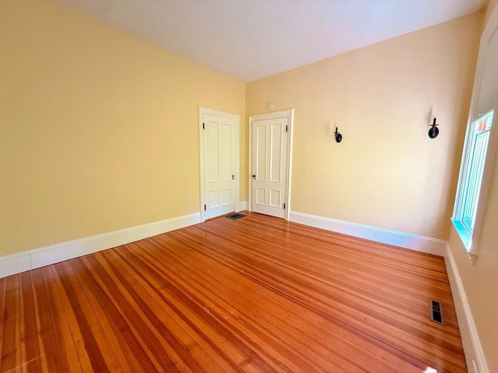 2 bed, 1 bath apartment for rent at 209 Bacon St Unit 1, Natick — photo 16 of 20