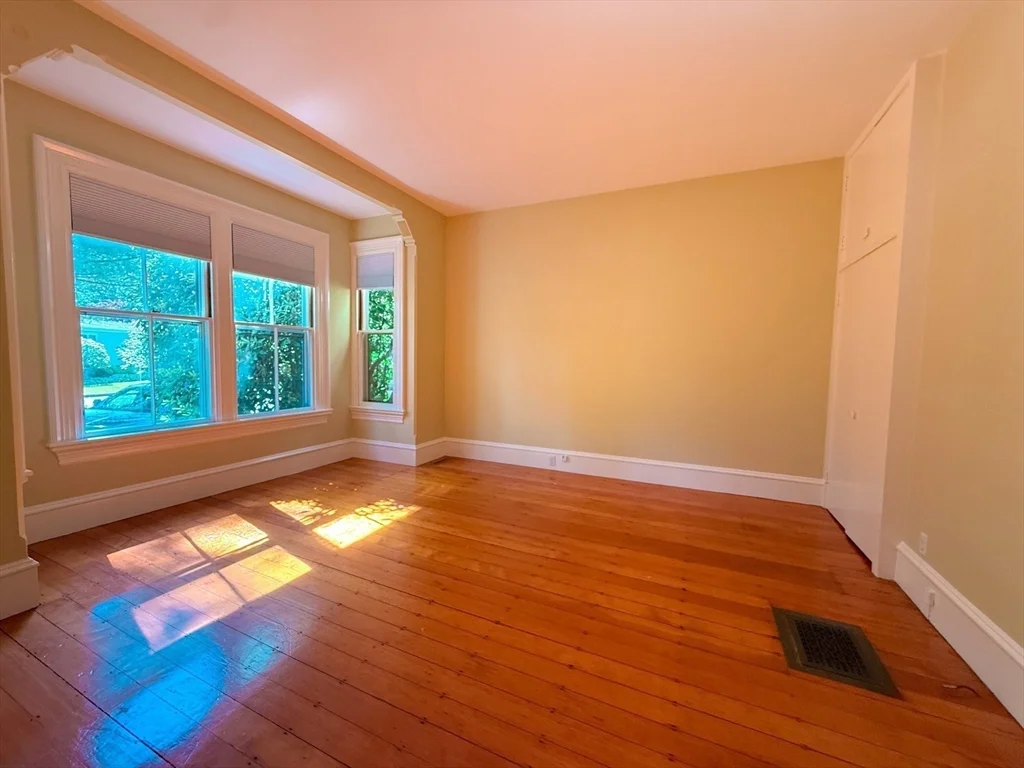 2 bed, 1 bath apartment for rent at 209 Bacon St Unit 1, Natick — photo 9 of 20