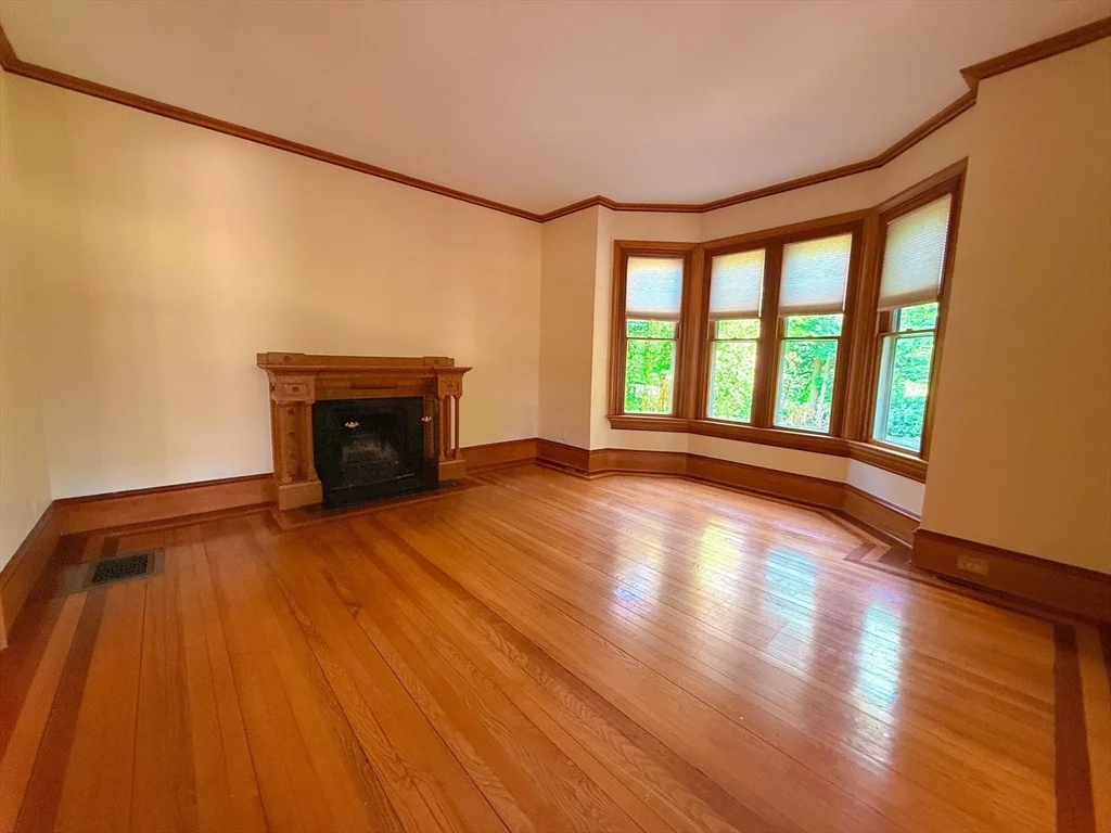 2 bed, 1 bath apartment for rent at 209 Bacon St Unit 1, Natick — photo 5 of 20