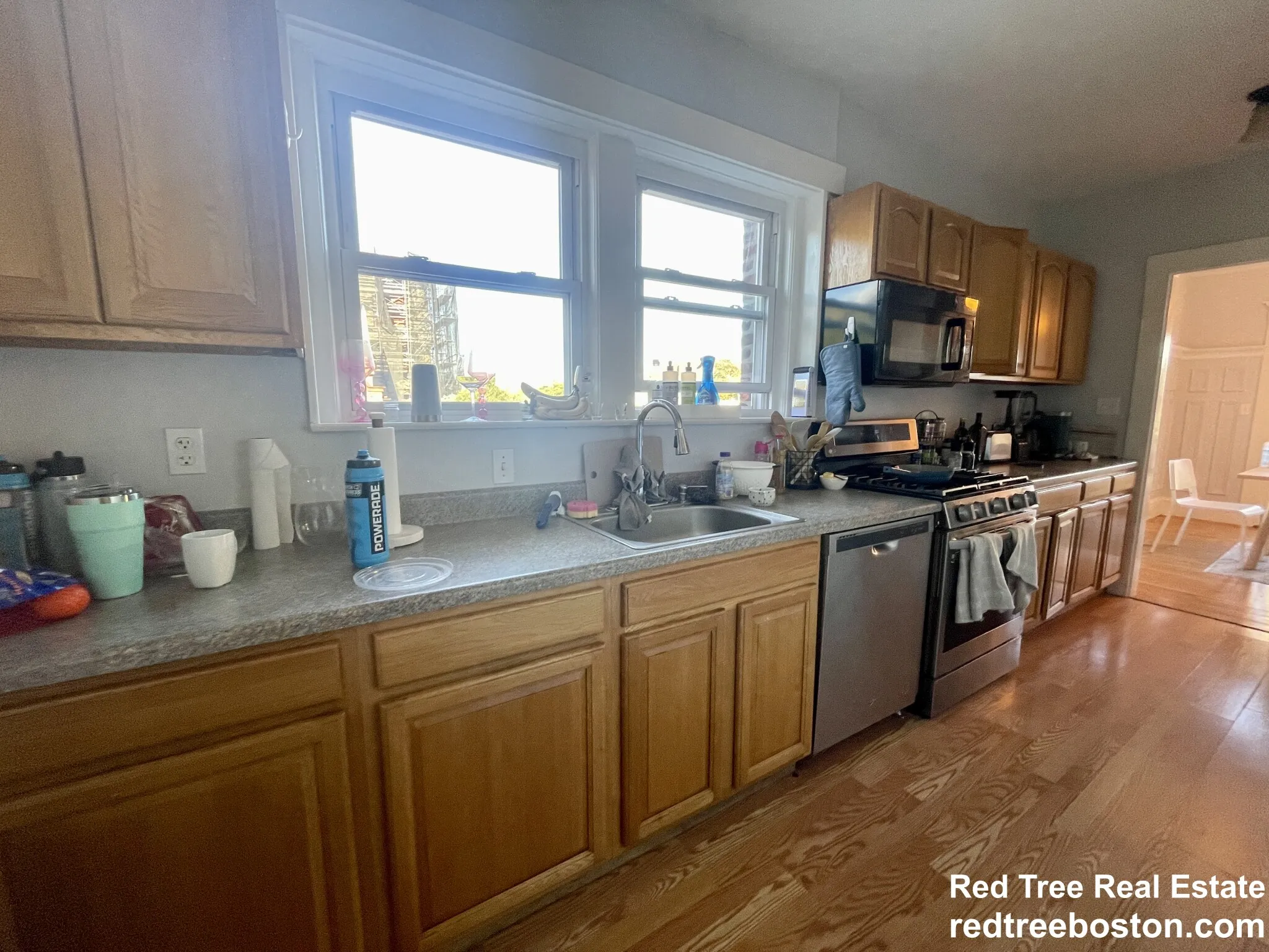4 bed, 2 bath apartment for rent at 209 Chestnut Hill Ave Unit 2, Brighton — photo 7 of 29