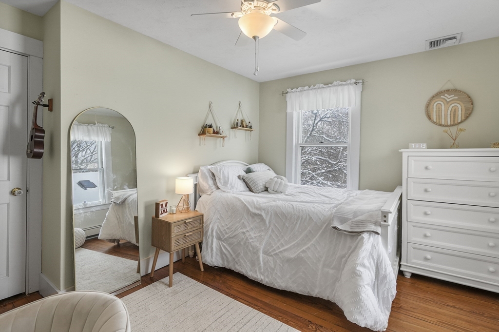 4 bed, 2 bath apartment for rent at 209 Curve St, Millis — photo 30 of 41