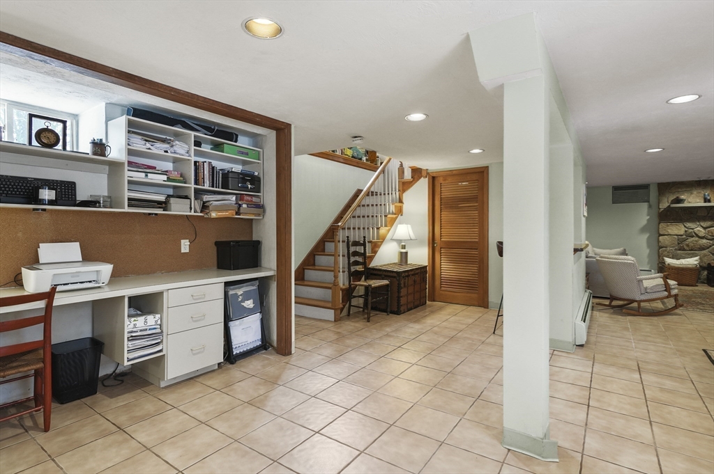 4 bed, 2 bath apartment for rent at 209 Curve St, Millis — photo 21 of 41