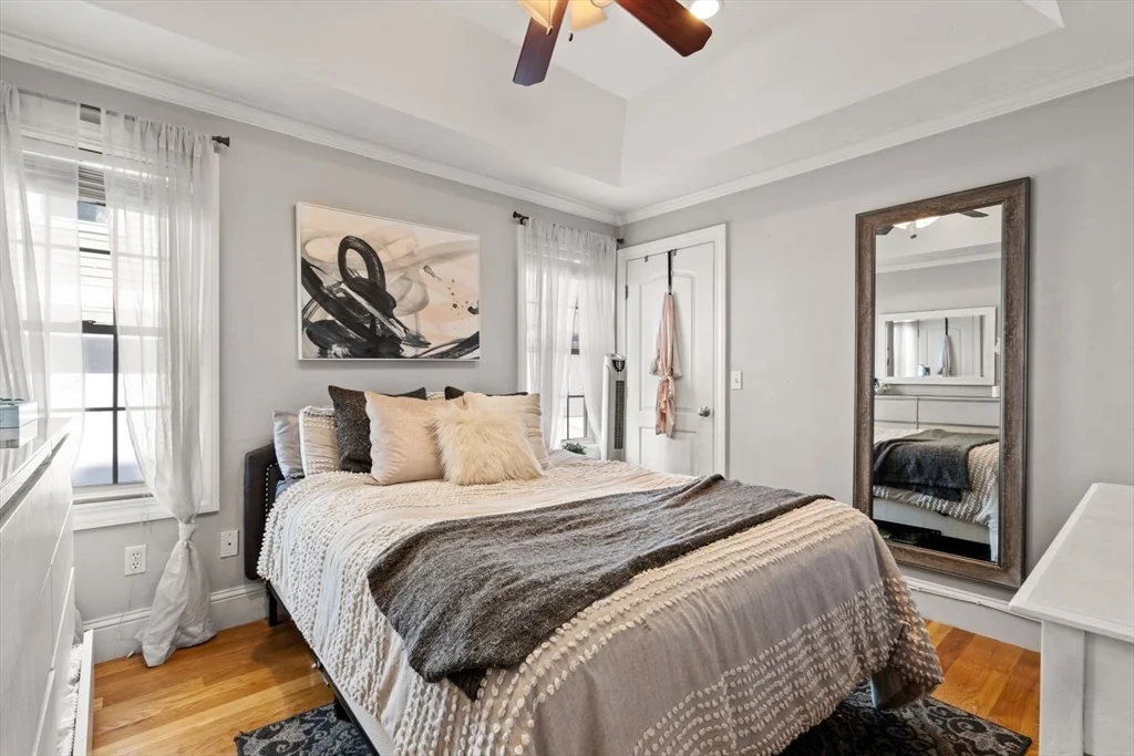 3 bed, 2 bath apartment for rent at 209 D St Unit 2, South Boston — photo 9 of 22