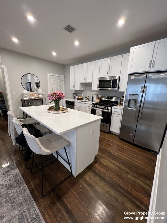 4 bed, 2 bath apartment for rent at 209 East Cottage St Unit 3, Dorchester