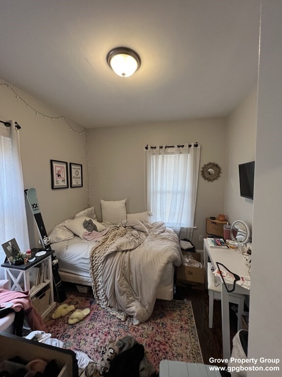 4 bed, 2 bath apartment for rent at 209 East Cottage St Unit 3, Dorchester — photo 5 of 10